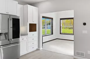 206 Ore Be Gone Ct, Gilbert, MN 55741 - Photo 8