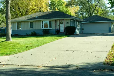11881 Kumquat Street NW, Coon Rapids, MN 55448 - Photo 2