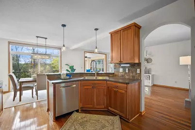 2526 Waterfall Way NW, Prior Lake, MN 55372 - Photo 12