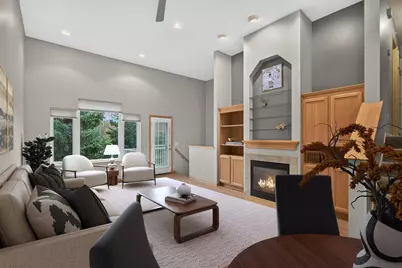 4820 Underwood Lane N #E, Plymouth, MN 55442 - Photo 2