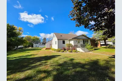 2736 Linden Avenue, Slayton, MN 56172 - Photo 2