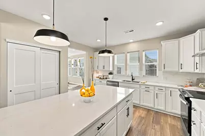1075 Moers Drive, Chaska, MN 55318 - Photo 6