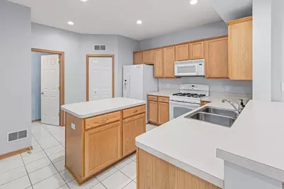 1529 111th Drive NE #F, Blaine, MN 55449 - Photo 8
