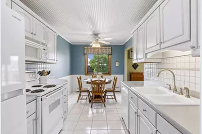 2700 Oxford Street N #140, Roseville, MN 55113 - Photo 10
