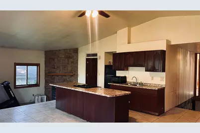 1190 Pacific Street, Saint Paul, MN 55106 - Photo 4