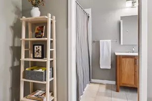 2845 Colfax Ave South, Minneapolis, MN 55408 - Photo 36