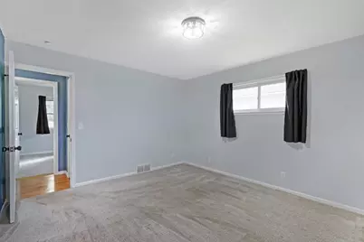24109 Hogan Avenue, New Trier, MN 55031 - Photo 22