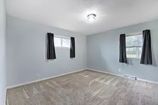 24109 Hogan Ave, New Trier, MN 55031 - Photo 18