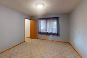 699 Osage Street E, Osakis, MN 56360 - Photo 14