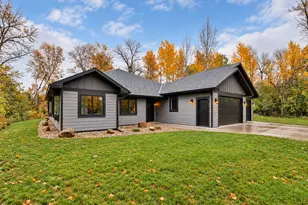 16 Deblock Ln, Crosby, MN 56441 - Photo 2