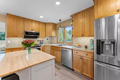 3848 Maryland Avenue N, New Hope, MN 55427 - Photo 8