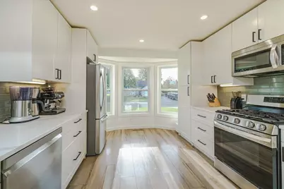 565 Coventry Parkway, Eagan, MN 55123 - Photo 10