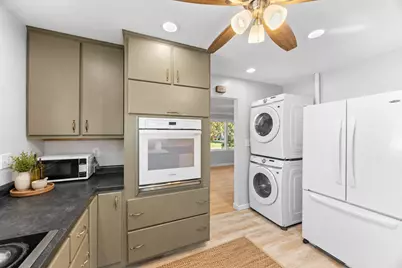 2735 Chippewa Avenue, North Saint Paul, MN 55109 - Photo 8