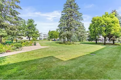 132 Demont Avenue E #136, Little Canada, MN 55117 - Photo 32