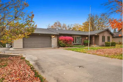 1231 Parkview Drive, New Richmond, WI 54017 - Photo 2
