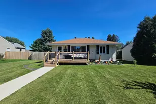 210 S 2nd St W, Aurora, MN 55705 - Photo 1