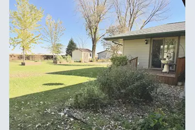 55926 State Highway 19, Winthrop, MN 55396 - Photo 36
