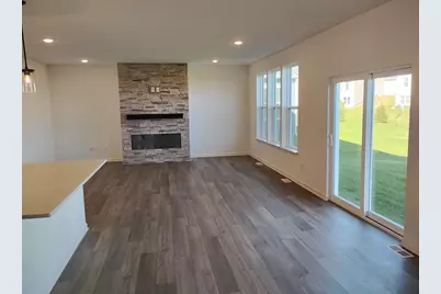4602 Island Park Bay, Woodbury, MN 55129 - Photo 4