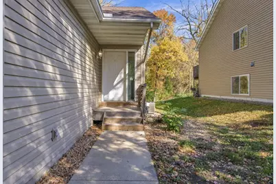 3684 Robin Lane, Eagan, MN 55122 - Photo 4