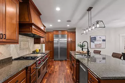 18600 Ridgewood Road, Minnetonka, MN 55391 - Photo 10