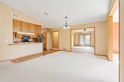 197 Prairie Lane, Janesville, MN 56048 - Photo 10