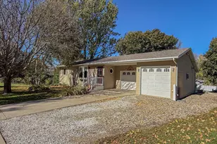 1001 19th Ave SE, Willmar, MN 56201 - Photo 2