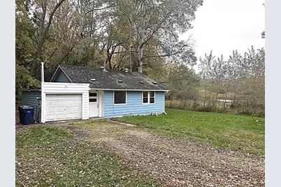 415 W Adolphus Avenue, Fergus Falls, MN 56537 - Photo 1