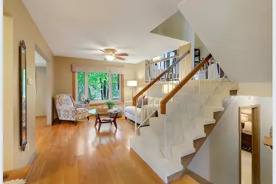 1880 Black Oaks Lane N, Plymouth, MN 55447 - Photo 4
