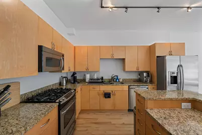 215 10th Ave S #405, Minneapolis, MN 55415 - Photo 4