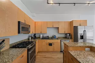 215 10th Ave S, Minneapolis, MN 55415 - Photo 4
