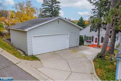 1002 Jones Street, Eveleth, MN 55734 - Photo 8