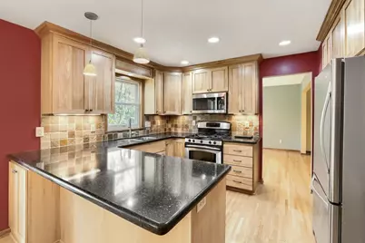 1568 Ashbury Place, Eagan, MN 55122 - Photo 2