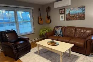 1906 E 6th St, Duluth, MN 55812 - Photo 10
