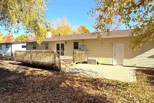 505 Maple Ln, Moorhead, MN 56560 - Photo 2