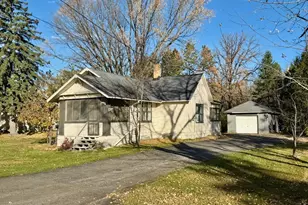 309 W Vermilion Dr, Cook, MN 55723 - Photo 2