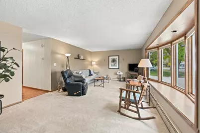 1911 18th Street S, Moorhead, MN 56560 - Photo 4