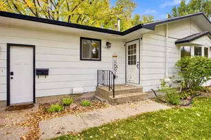 1911 18th St S, Moorhead, MN 56560 - Photo 30