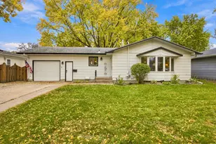 1911 18th St S, Moorhead, MN 56560 - Photo 1