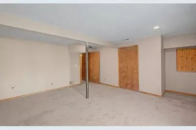 2281 Pond Avenue, Maplewood, MN 55119 - Photo 14