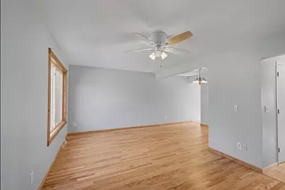 2281 Pond Avenue, Maplewood, MN 55119 - Photo 6