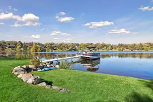 4740 Killarney Dr, Golden Valley, MN 55422 - Photo 6