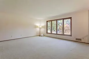 4649 Hillsboro Ave N, New Hope, MN 55428 - Photo 24