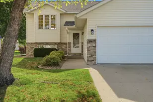 112 Bunker Ct, Mankato, MN 56001 - Photo 4
