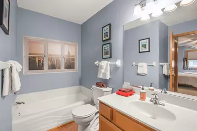 1056 Lovell Avenue W, Roseville, MN 55113 - Photo 14