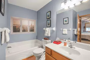1056 Lovell Ave W, Roseville, MN 55113 - Photo 14