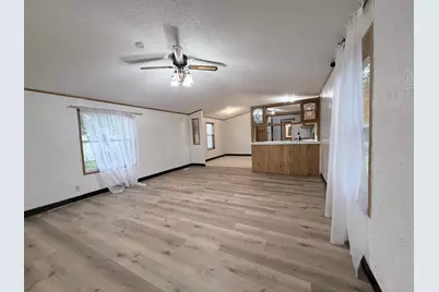305 Mozart Avenue E, Mankato, MN 56001 - Photo 2