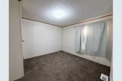 305 Mozart Avenue E, Mankato, MN 56001 - Photo 10