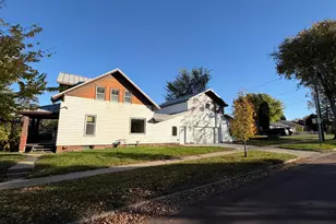 715 S Sheridan St, Fergus Falls, MN 56537 - Photo 6