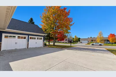 1022 5th Avenue NW, Perham, MN 56573 - Photo 34