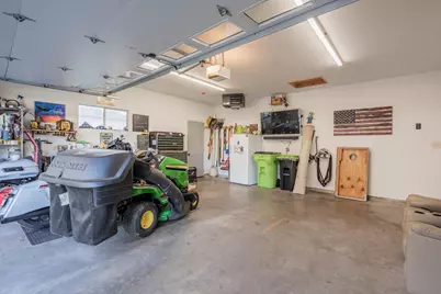 2411 Kenora Parkway, Eau Claire, WI 54703 - Photo 34